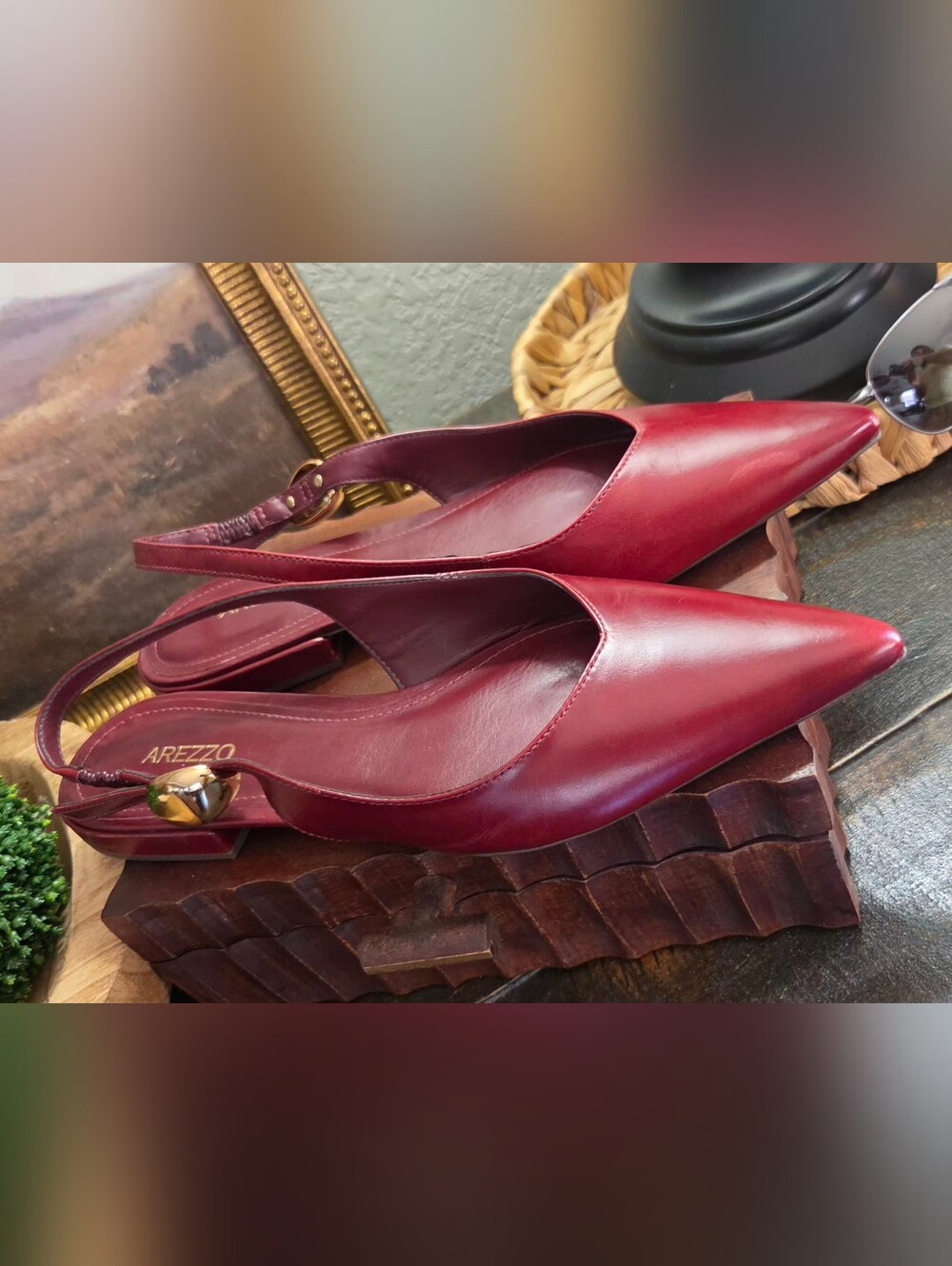 Arezzo Leather burgundy Flat Shoes NWOT Size 7B - Picture 3 of 10